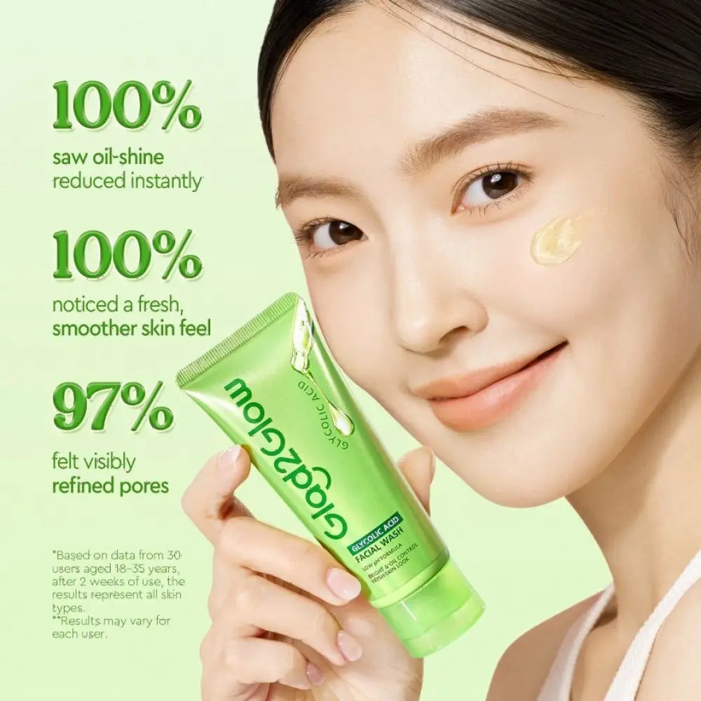 GLAD2GLOW GLYCOLIC ACID FACIAL WASH 70G